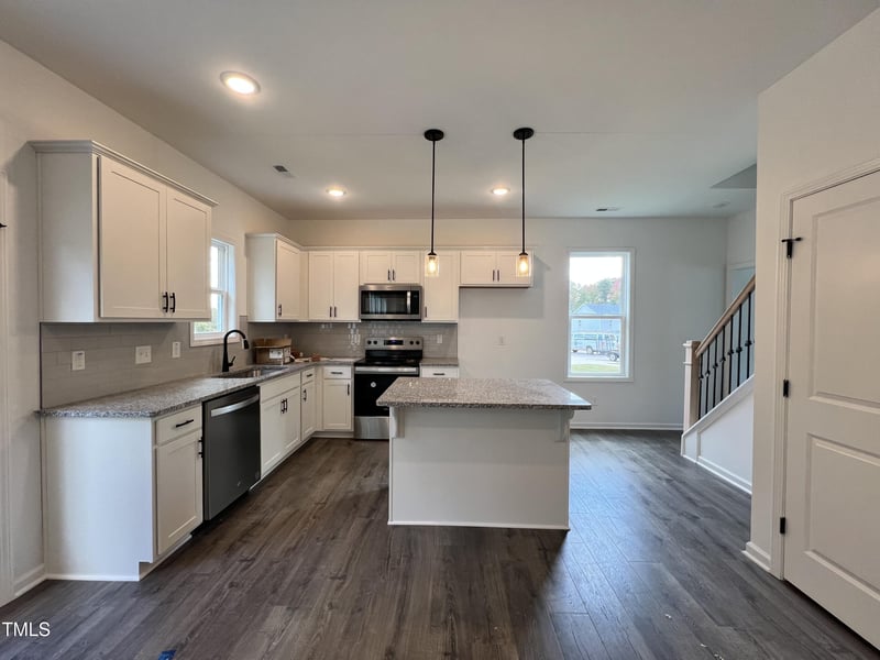 65 Shenandoah Ct, Clayton, NC 27520