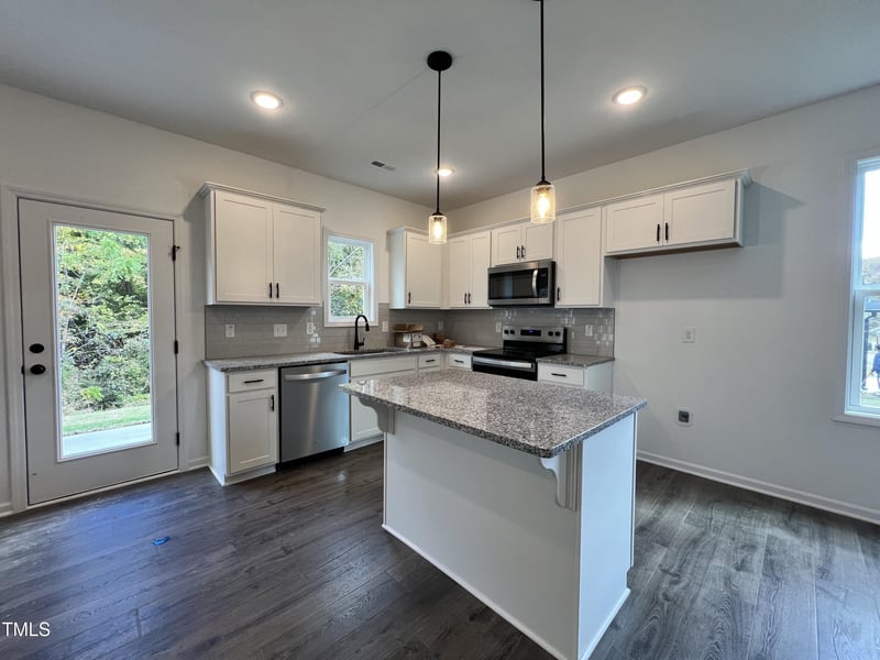 65 Shenandoah Ct, Clayton, NC 27520