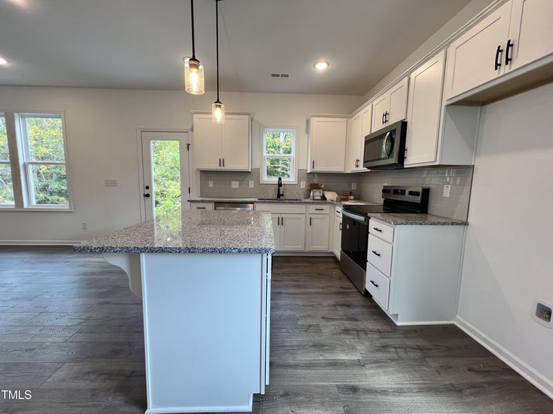 65 Shenandoah Ct, Clayton, NC 27520