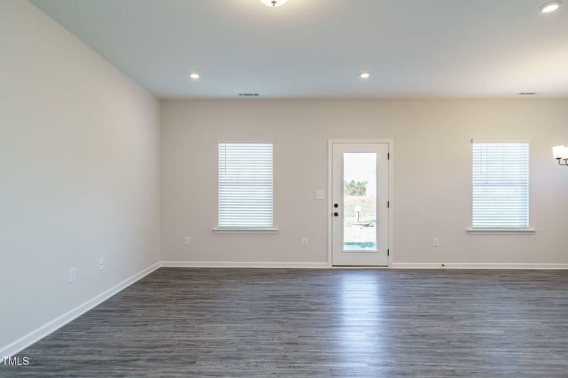 65 Smith Farms Dr, Lillington, NC 27546