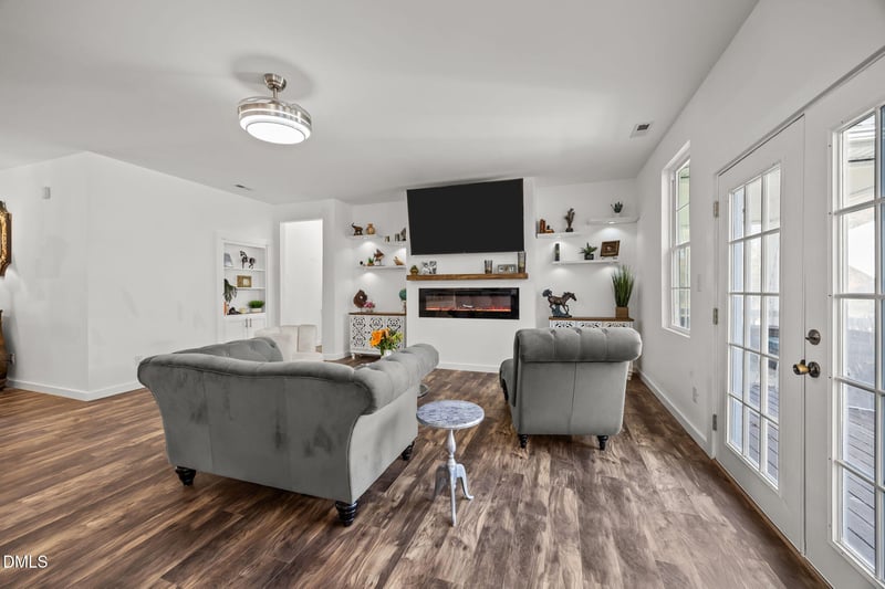 65 Soggy Bottom Trl, Zebulon, NC 27597