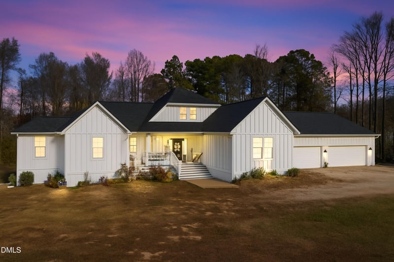 65 Soggy Bottom Trl, Zebulon, NC 27597