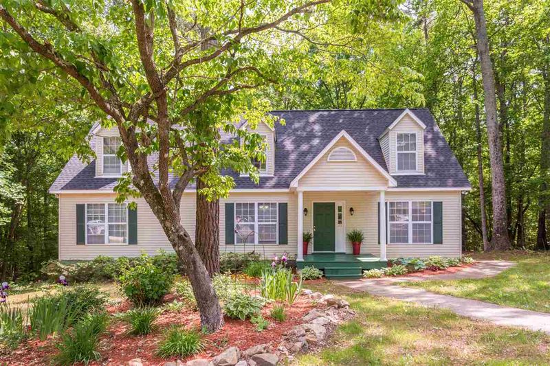 650 Shawnee Dr, Louisburg, NC 27549