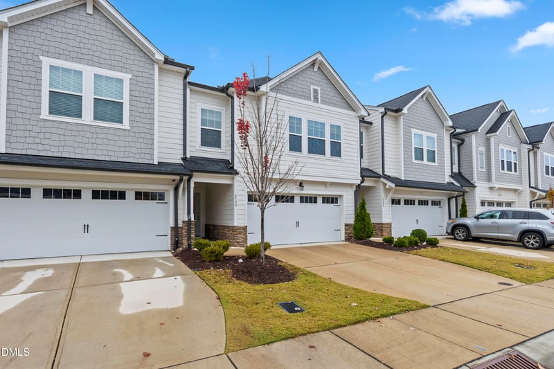 6500 Amber Springs Dr, Durham, NC 27713