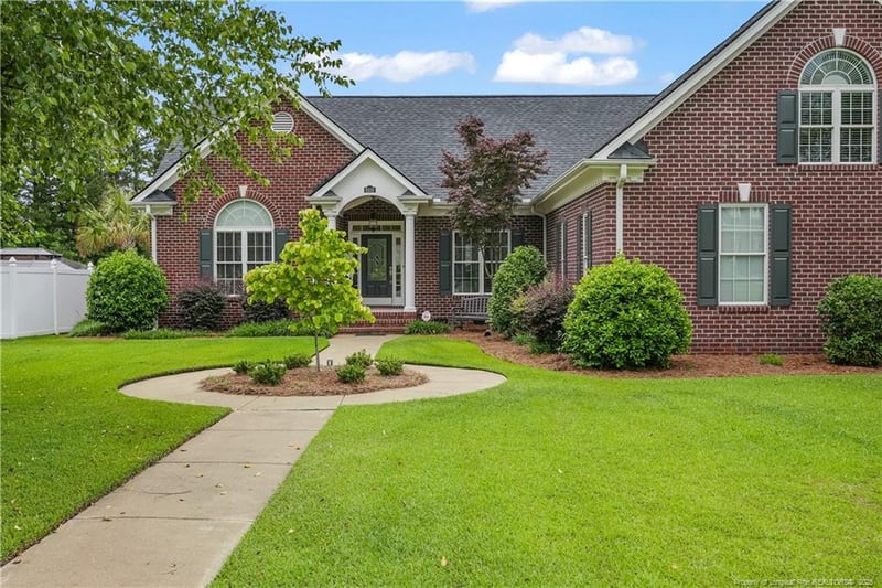 6500 Oakley Dr, Fayetteville, NC 28311
