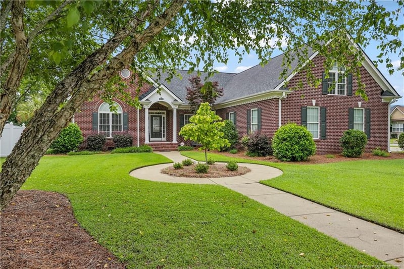 6500 Oakley Dr, Fayetteville, NC 28311