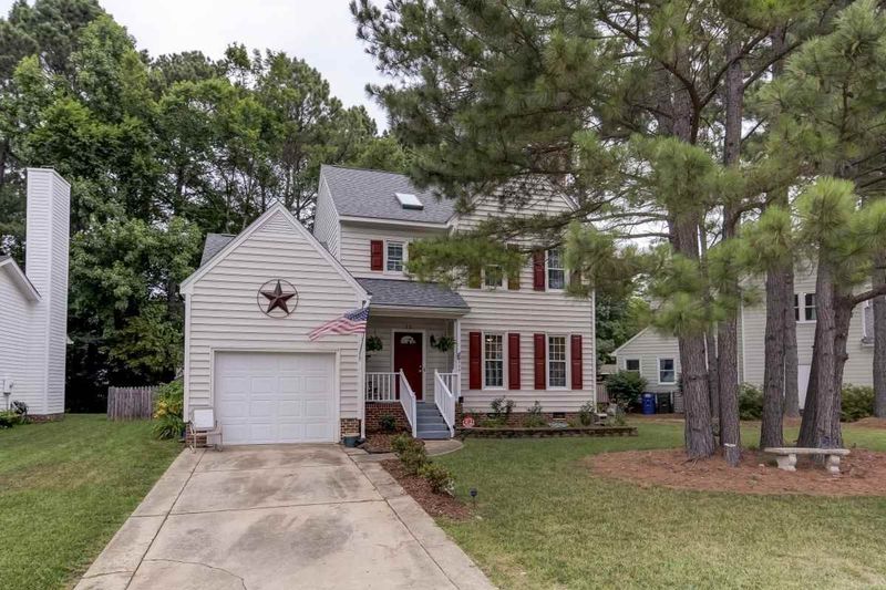 6500 Tealbriar Dr, Raleigh, NC 27615