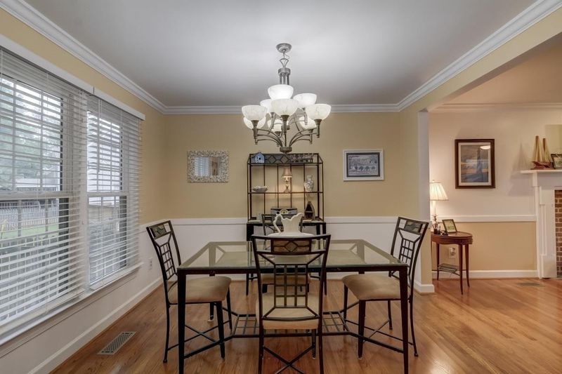 6500 Tealbriar Dr, Raleigh, NC 27615