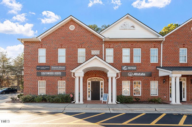 6501 Creedmoor Rd #103, Raleigh, NC 27613