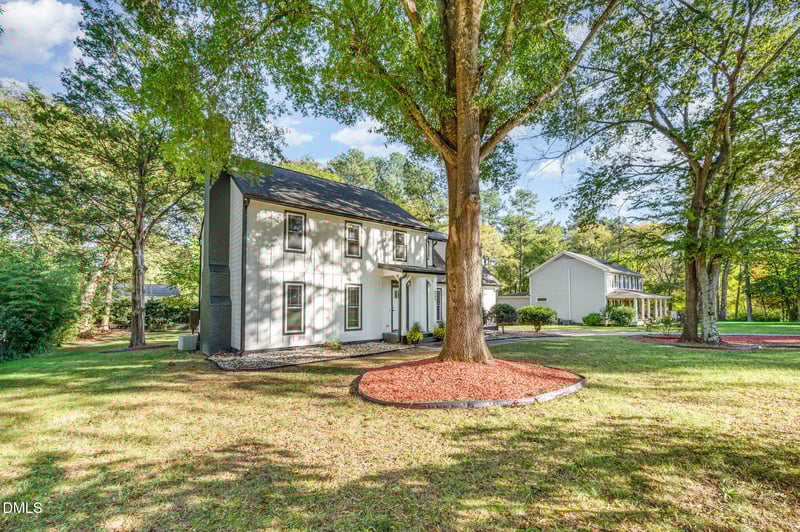 6504 Jade Tree Ln, Raleigh, NC 27615