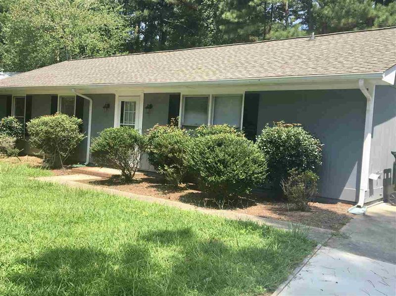 6504 Keystone Dr, Raleigh, NC 27612