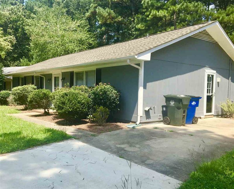 6504 Keystone Dr, Raleigh, NC 27612