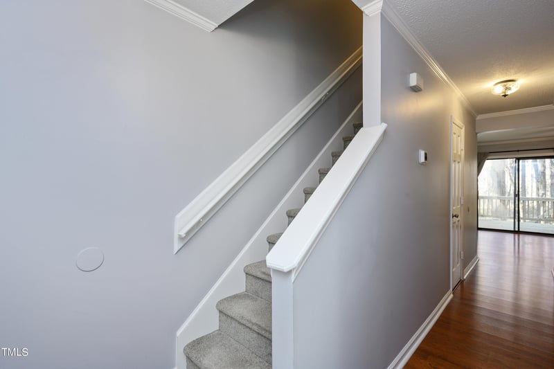 6504 Thetford Ct, Raleigh, NC 27615