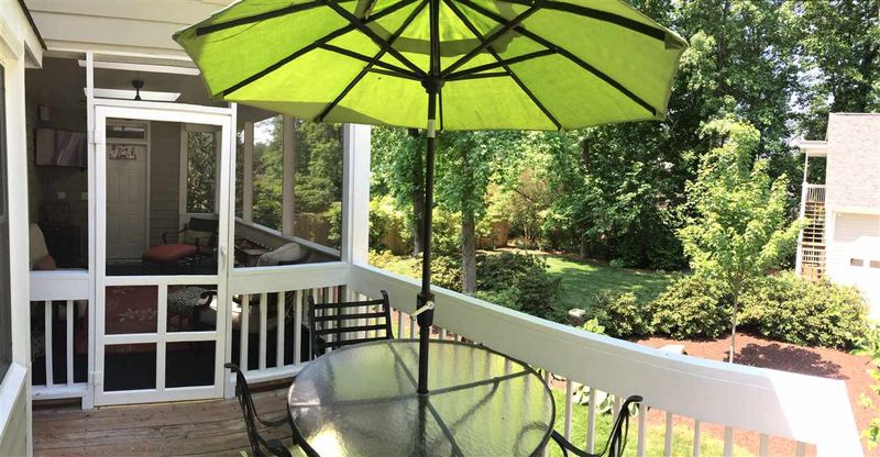 6505 Dresden Ln, Raleigh, NC 27612