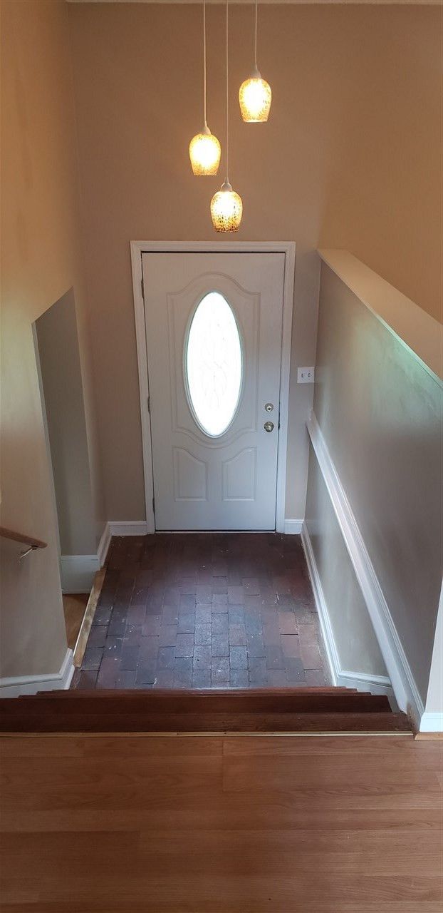 6505 Malibu Dr, Raleigh, NC 27603