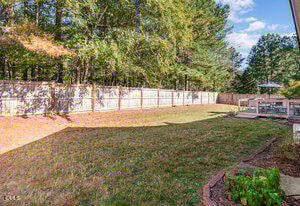 6507 Glen Forrest Dr, Chapel Hill, NC 27517
