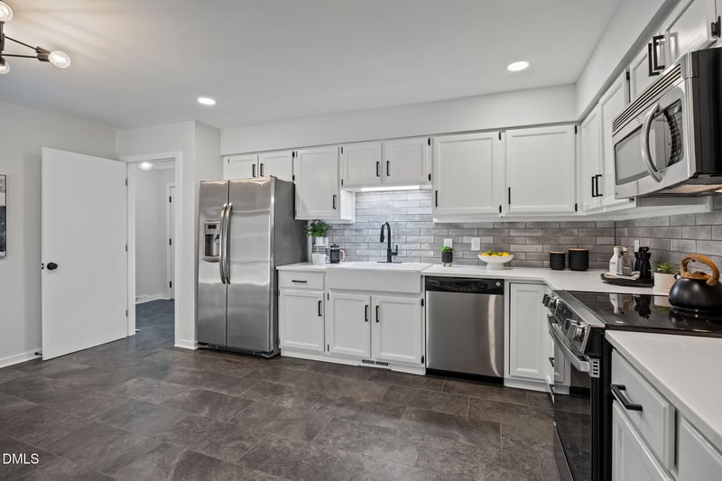 6508 Rainbow Ct, Raleigh, NC 27612