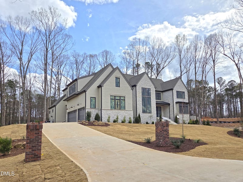 6508 Sanctuary Falls Dr, Raleigh, NC 27614