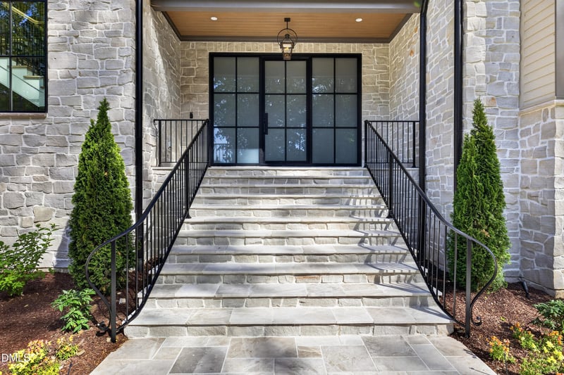 6508 Sanctuary Falls Dr, Raleigh, NC 27614