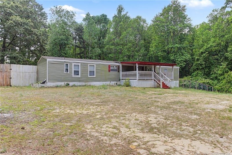 6509 Causeway St, Hope Mills, NC 28348