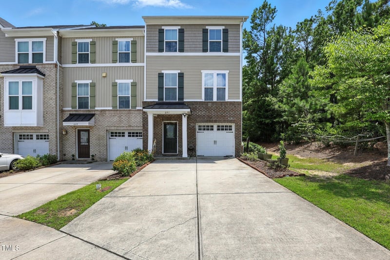 651 Berry Chase Way, Cary, NC 27519