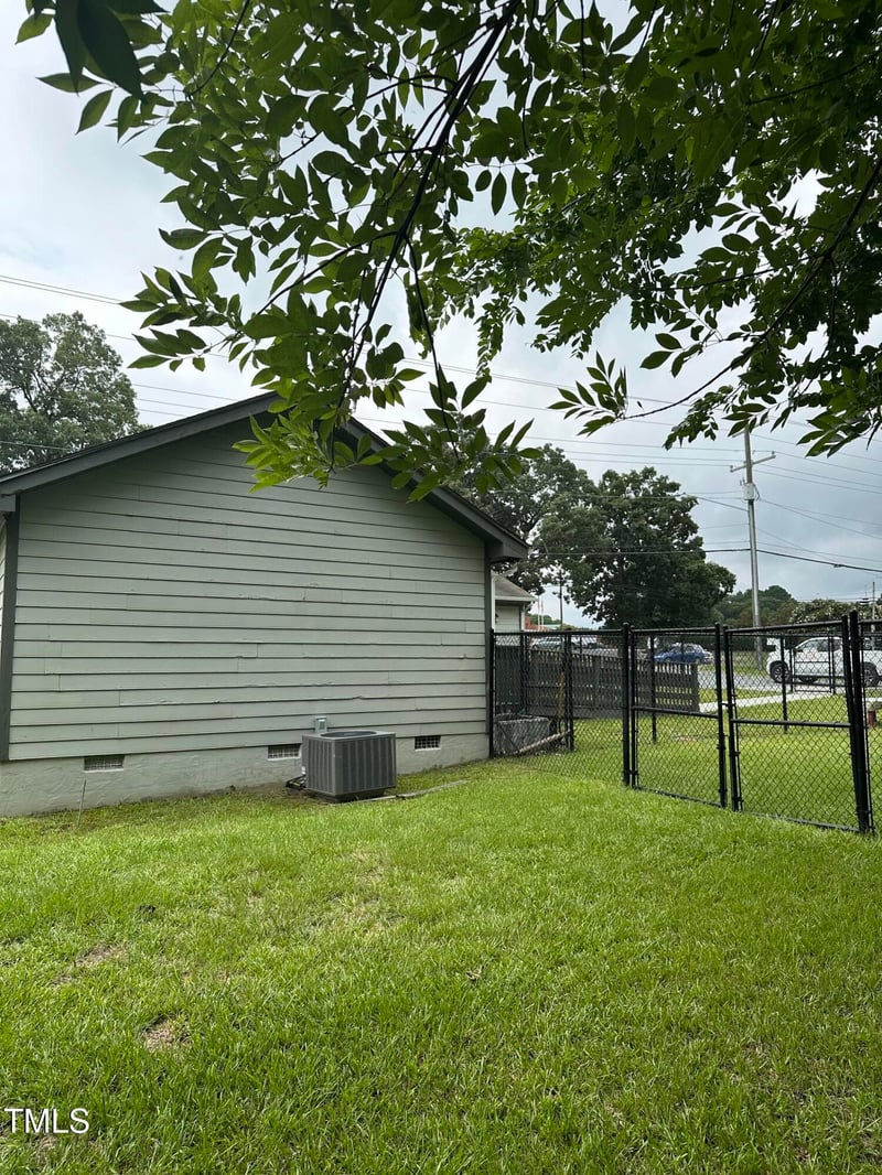 651 Brightleaf Blvd, Smithfield, NC 27577