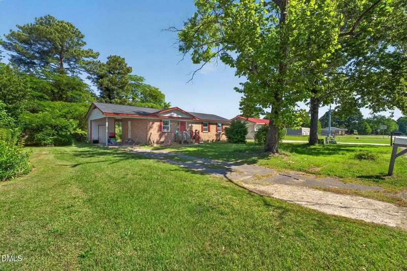 6510 Portsmouth Dr, Fayetteville, NC 28314