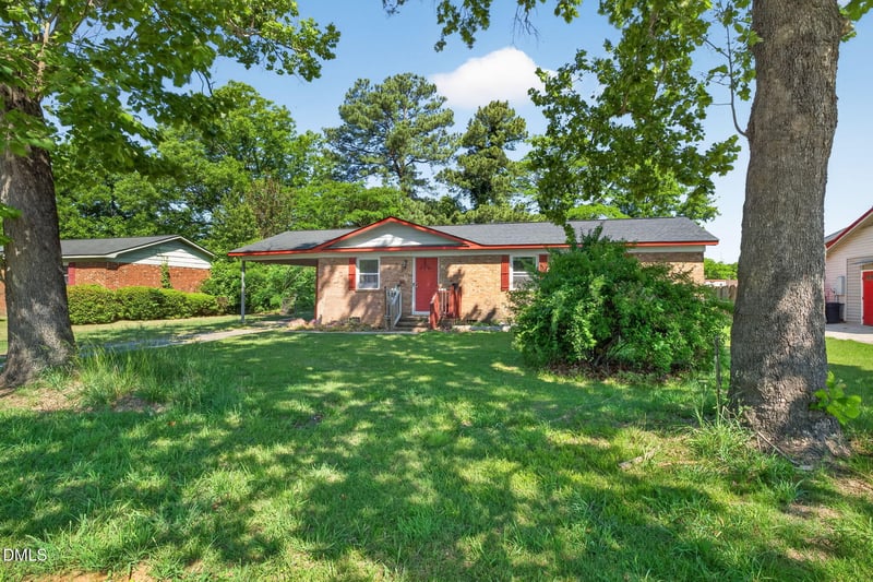 6510 Portsmouth Dr, Fayetteville, NC 28314