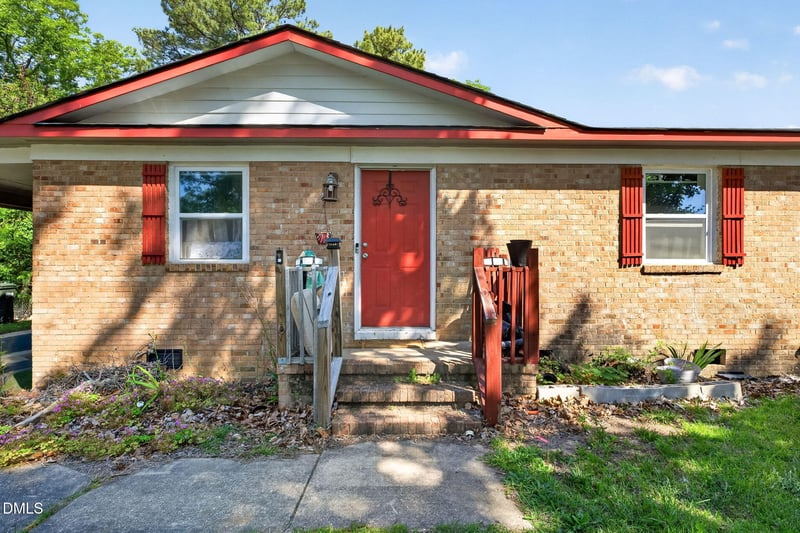6510 Portsmouth Dr, Fayetteville, NC 28314