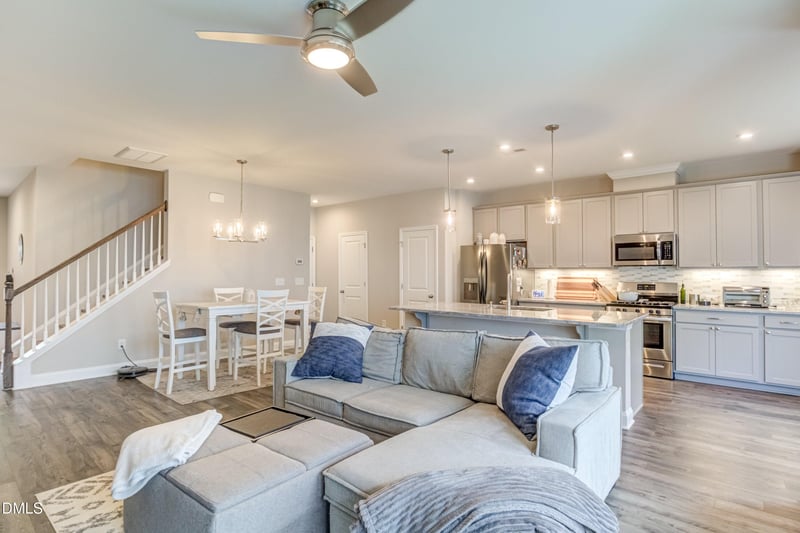 6511 Amber Springs Dr, Durham, NC 27713
