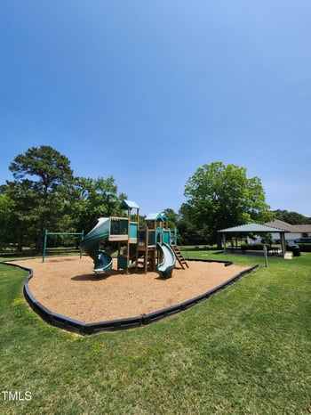 6512 Blalock Forest Dr, Willow Springs, NC 27592