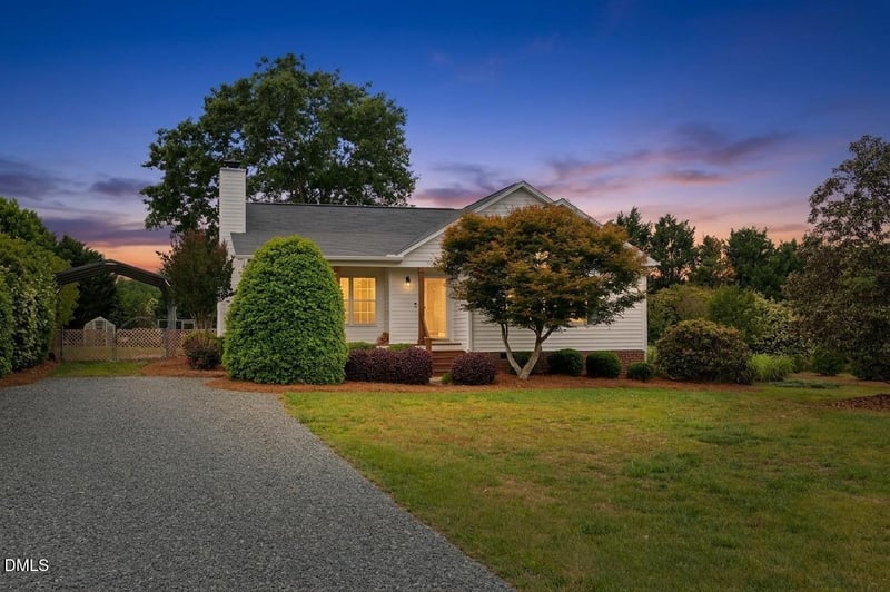 6512 Bridgemont Ln, Willow Springs, NC 27592
