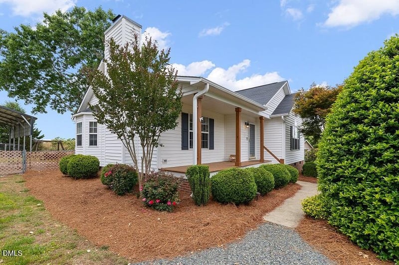 6512 Bridgemont Ln, Willow Springs, NC 27592