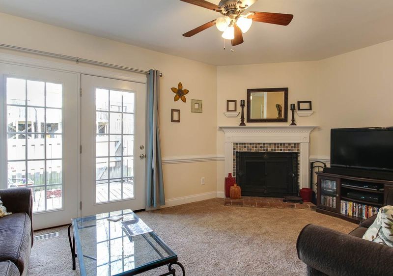 6512 English Oaks Dr, Raleigh, NC 27615
