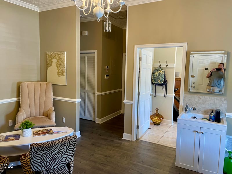 6512 Six Forks Rd #300, Raleigh, NC 27615