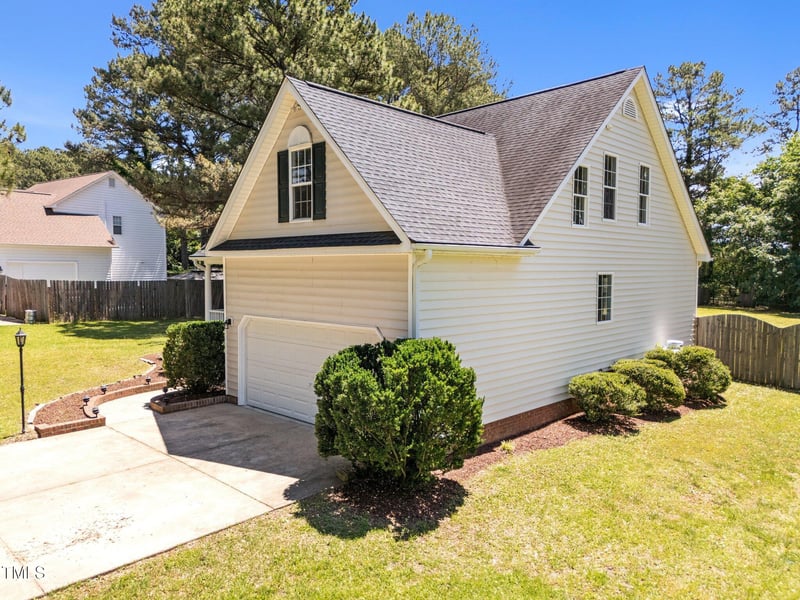 6513 Cablewood Dr, Raleigh, NC 27603