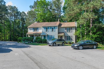 6513 Hearthstone Dr, Raleigh, NC 27615