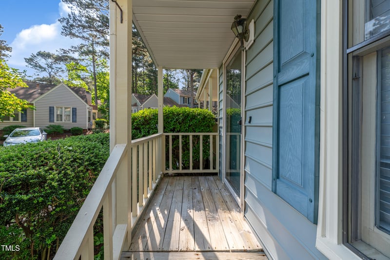 6513 Hearthstone Dr, Raleigh, NC 27615