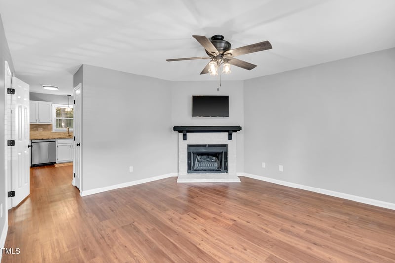 6513 Hearthstone Dr, Raleigh, NC 27615