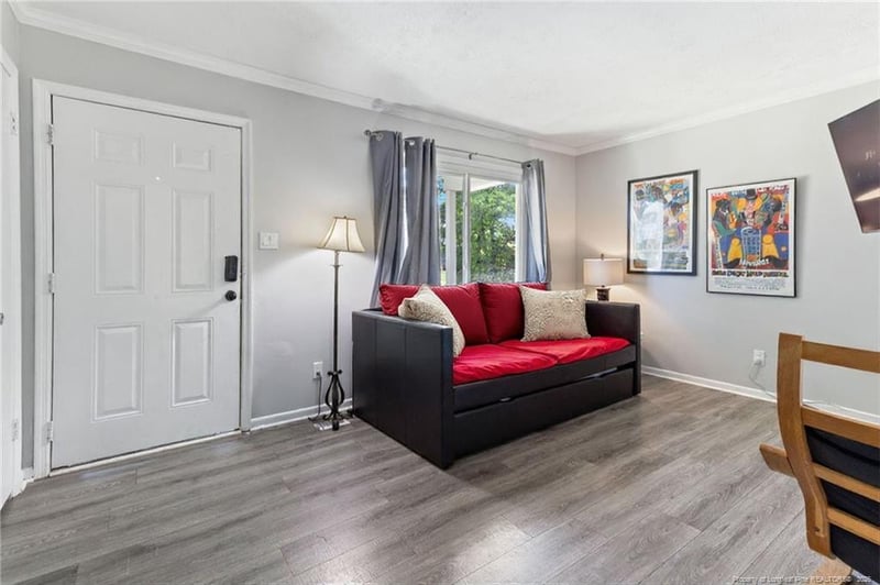 6513 Senator Dr, Fayetteville, NC 28304