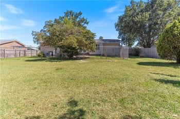6513 Senator Dr, Fayetteville, NC 28304