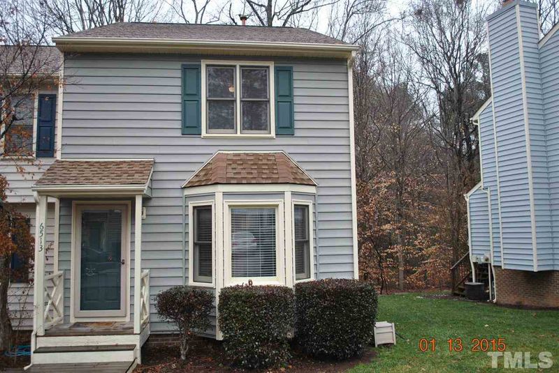 6513 Thetford Ct, Raleigh, NC 27612