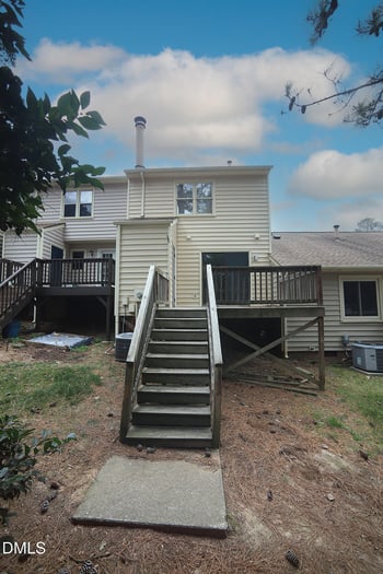 6514 Hearthstone Dr, Raleigh, NC 27615