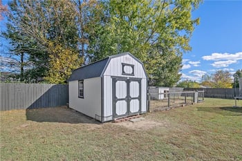 6516 Bonnie Bell Ln, Fayetteville, NC 28314