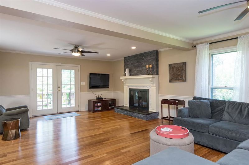6516 Rainbow Ct, Raleigh, NC 27612