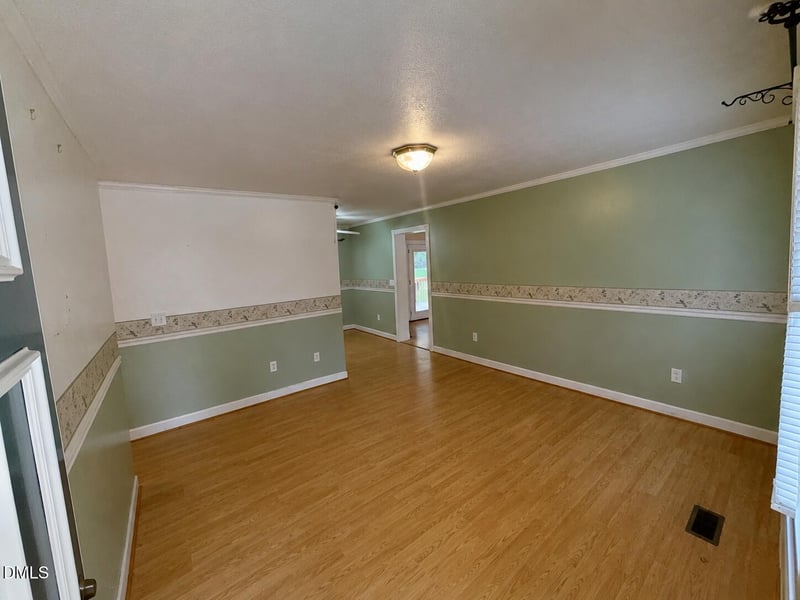 6517 Whitt Rd, Durham, NC 27712