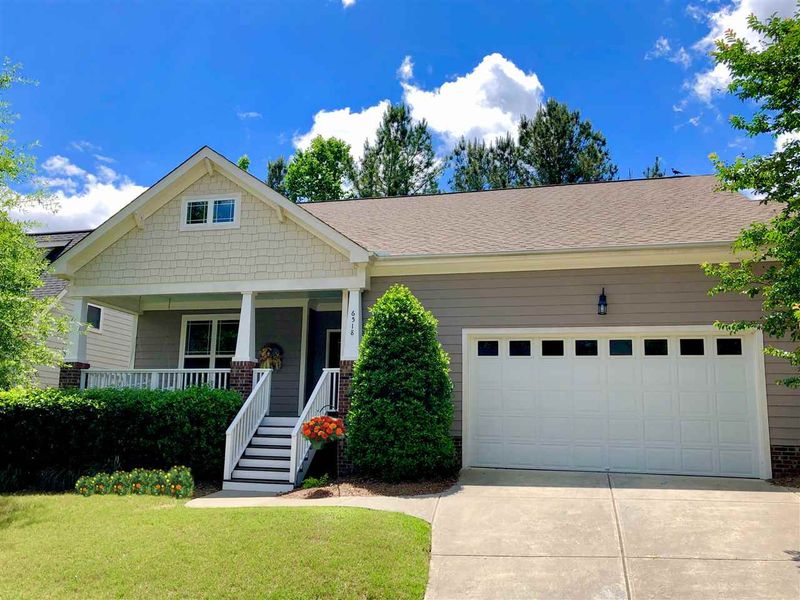 6518 Grassy Knoll Ln, Raleigh, NC 27616