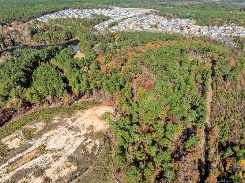 6518 Stone Mountain Farm Rd, Fayetteville, NC 28311