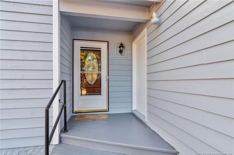 652 Dowfield Dr, Fayetteville, NC 28311