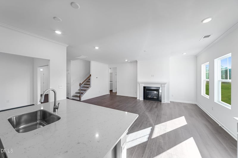 652 Morning Light Dr, Angier, NC 27501